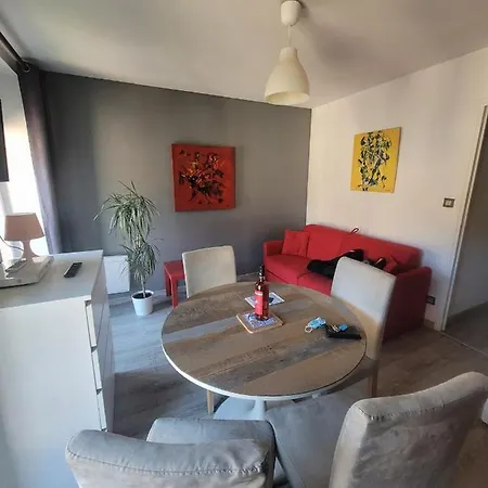 Les Acacias آكس ليه تيرْم